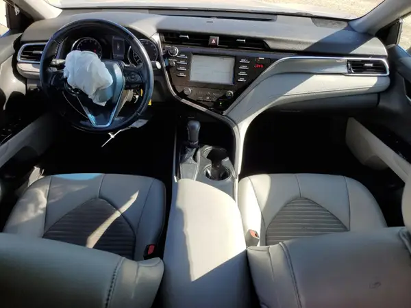 4T1B11HK1JU113852 2018 TOYOTA CAMRY - Image 8