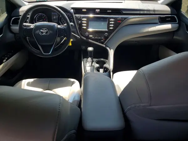 4T1B11HK1JU116119 2018 TOYOTA CAMRY - Image 8