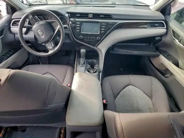4T1B11HK1JU118078 2018 TOYOTA CAMRY - Image 8