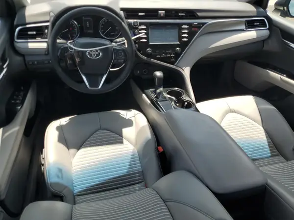 4T1B11HK1JU120140 2018 TOYOTA CAMRY - Image 8