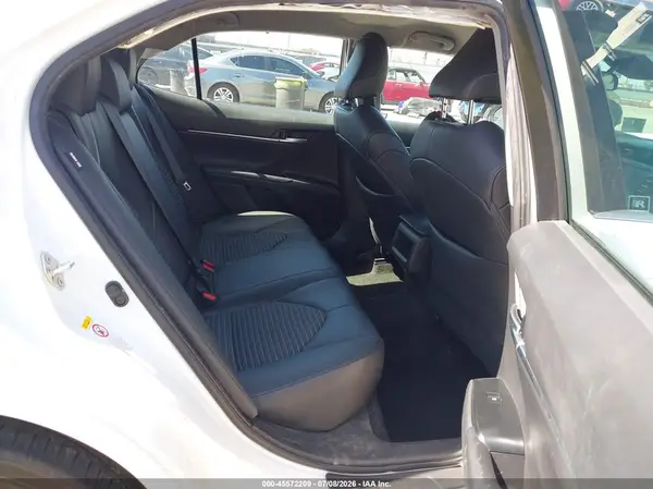 4T1B11HK1JU122096 2018 TOYOTA CAMRY - Image 8
