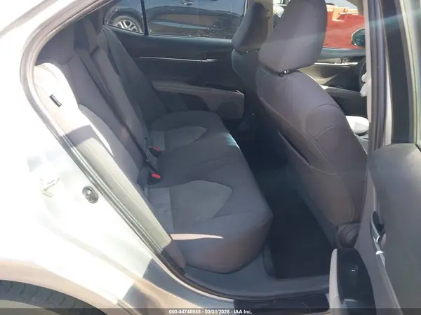 4T1B11HK1JU122664 2018 TOYOTA CAMRY - Image 8