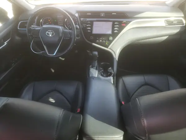 4T1B11HK1JU123734 2018 TOYOTA CAMRY - Image 8