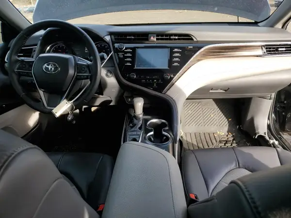 4T1B11HK1JU124530 2018 TOYOTA CAMRY - Image 8