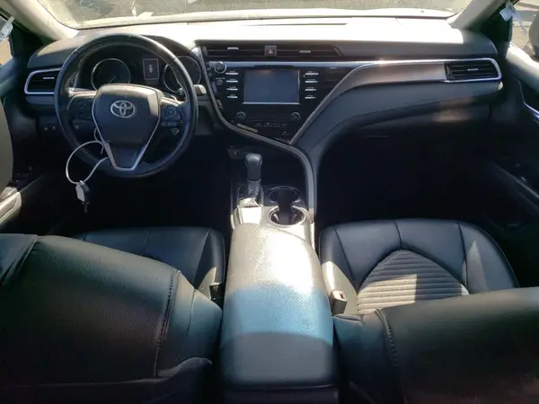 4T1B11HK1JU130540 2018 TOYOTA CAMRY - Image 8