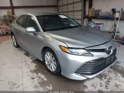 4T1B11HK1JU132501 2018 TOYOTA CAMRY