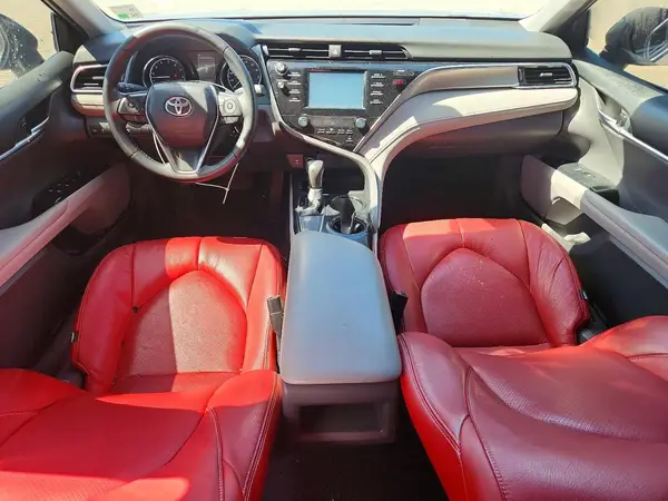 4T1B11HK1JU133258 2018 TOYOTA CAMRY - Image 8