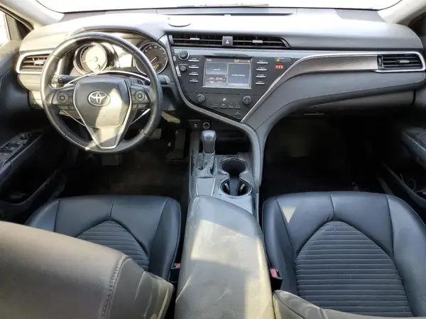 4T1B11HK1JU133860 2018 TOYOTA CAMRY - Image 8