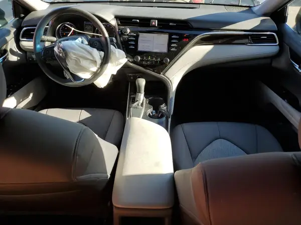 4T1B11HK1JU139285 2018 TOYOTA CAMRY - Image 8