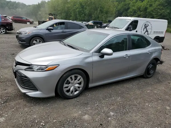 4T1B11HK1JU142980 2018 TOYOTA CAMRY - Image 1