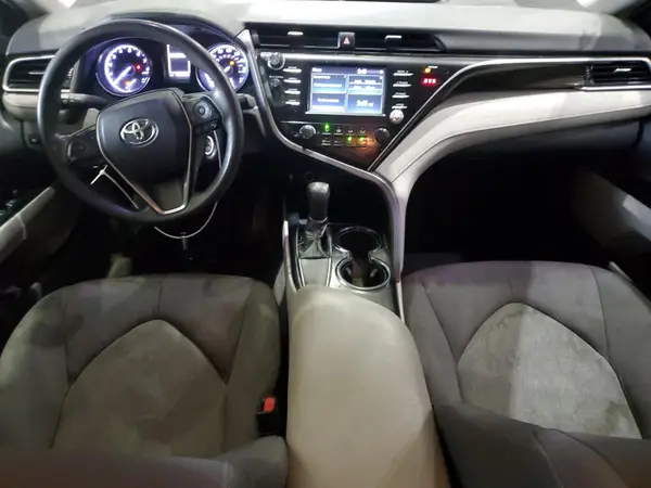4T1B11HK1JU144602 2018 TOYOTA CAMRY - Image 8