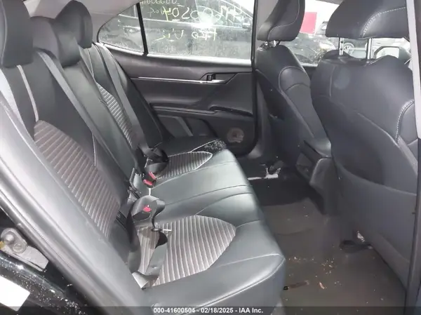 4T1B11HK1JU145135 2018 TOYOTA CAMRY - Image 8