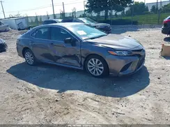 4T1B11HK1JU151047 2018 TOYOTA CAMRY