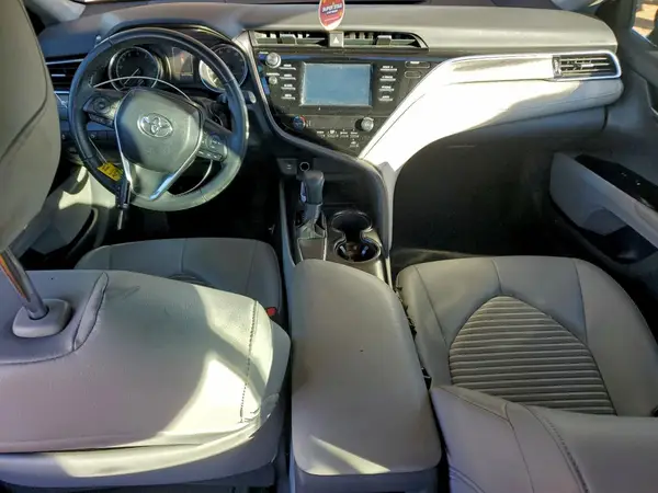 4T1B11HK1JU151288 2018 TOYOTA CAMRY - Image 8