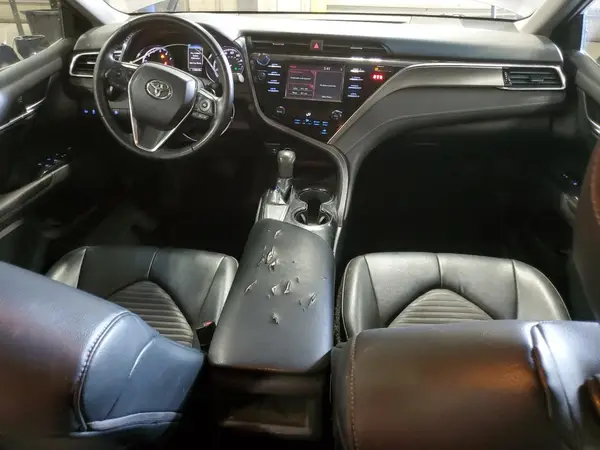 4T1B11HK1JU153025 2018 TOYOTA CAMRY - Image 8