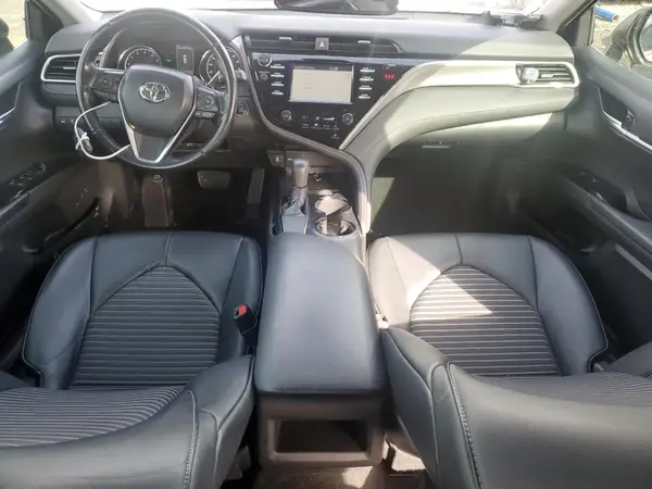4T1B11HK1JU156801 2018 TOYOTA CAMRY - Image 8