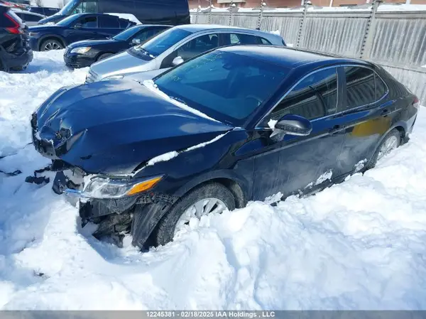 4T1B11HK1JU503141 2018 TOYOTA CAMRY - Image 2