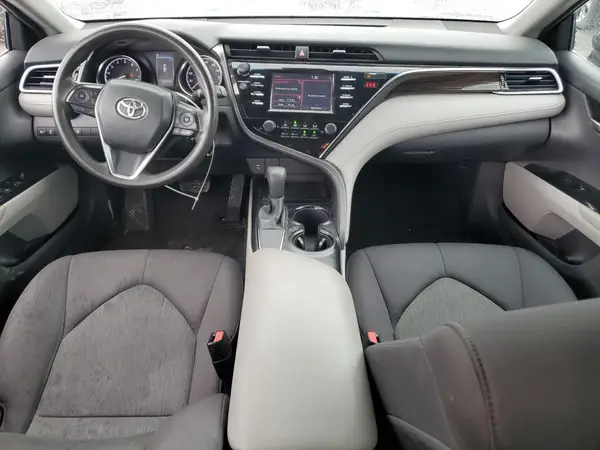4T1B11HK1JU507366 2018 TOYOTA CAMRY - Image 8