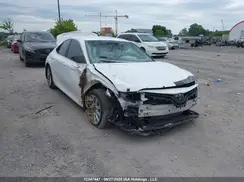 4T1B11HK1JU507402 2018 TOYOTA CAMRY