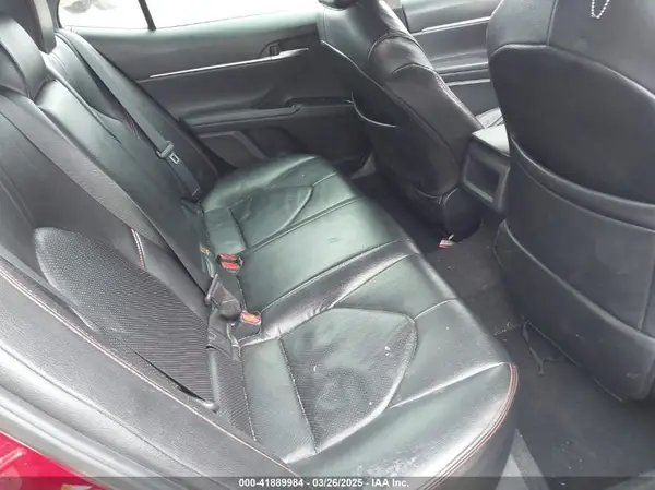 4T1B11HK1JU507691 2018 TOYOTA CAMRY - Image 8