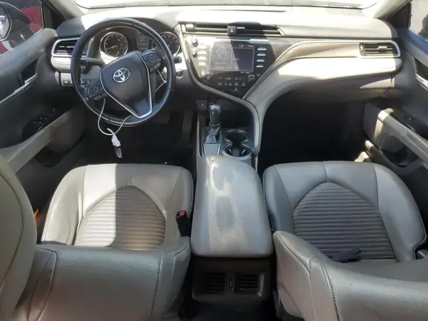 4T1B11HK1JU510865 2018 TOYOTA CAMRY - Image 8