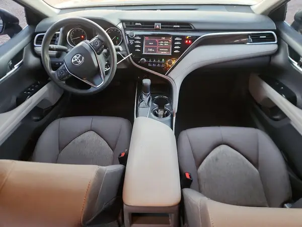 4T1B11HK1JU511210 2018 TOYOTA CAMRY - Image 8
