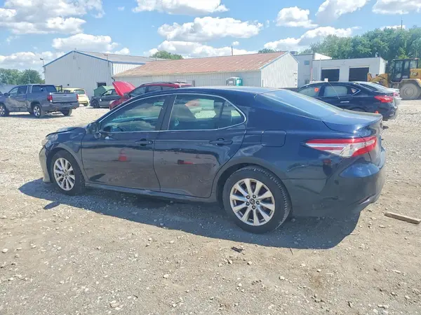 4T1B11HK1JU515144 2018 TOYOTA CAMRY - Image 2