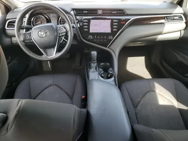 4T1B11HK1JU515273 2018 TOYOTA CAMRY - Image 8