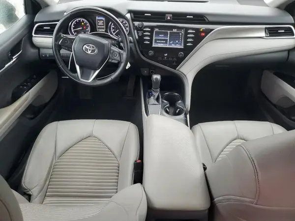 4T1B11HK1JU522224 2018 TOYOTA CAMRY - Image 8