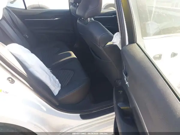 4T1B11HK1JU523342 2018 TOYOTA CAMRY - Image 8