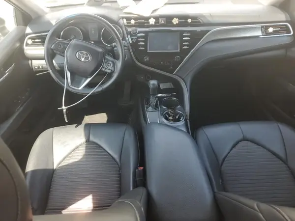 4T1B11HK1JU523972 2018 TOYOTA CAMRY - Image 8