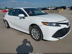 4T1B11HK1JU527911 2018 TOYOTA CAMRY