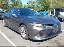 4T1B11HK1JU529111 2018 TOYOTA CAMRY
