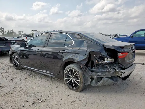 4T1B11HK1JU536737 2018 TOYOTA CAMRY - Image 2