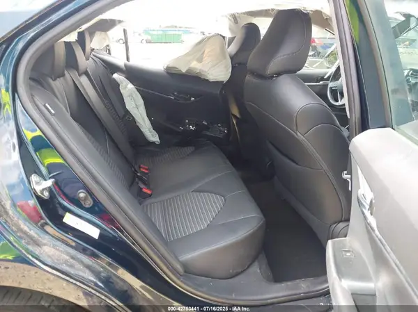 4T1B11HK1JU540464 2018 TOYOTA CAMRY - Image 8