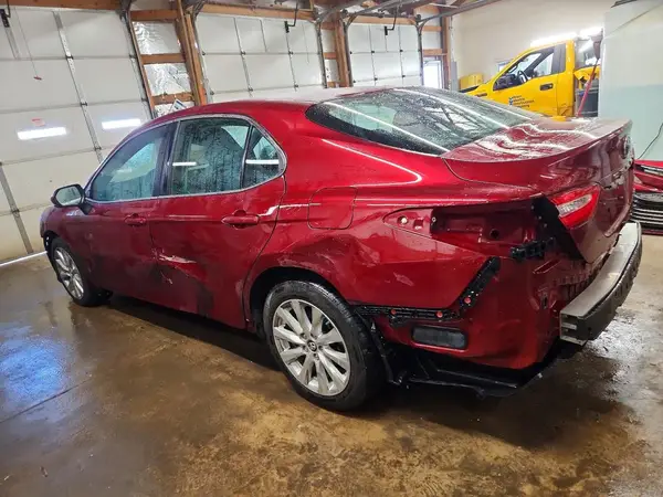 4T1B11HK1JU541145 2018 TOYOTA CAMRY - Image 2