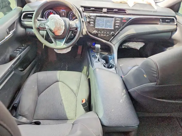4T1B11HK1JU543218 2018 TOYOTA CAMRY - Image 8