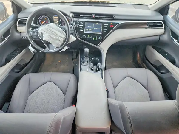 4T1B11HK1JU543722 2018 TOYOTA CAMRY - Image 8