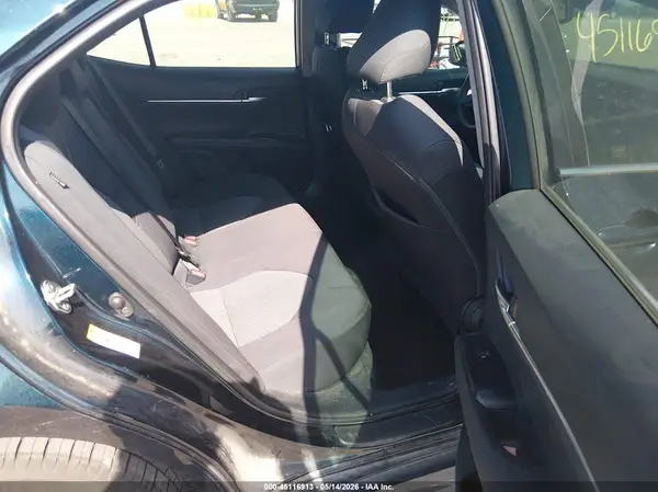 4T1B11HK1JU543770 2018 TOYOTA CAMRY - Image 8