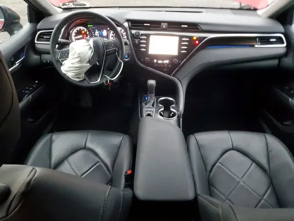 4T1B11HK1JU545258 2018 TOYOTA CAMRY - Image 8