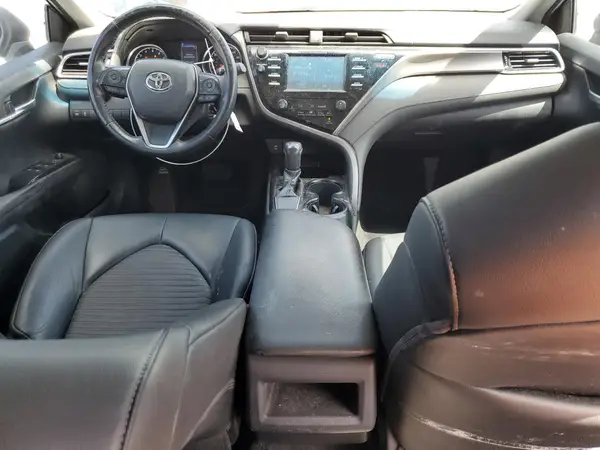 4T1B11HK1JU548984 2018 TOYOTA CAMRY - Image 8
