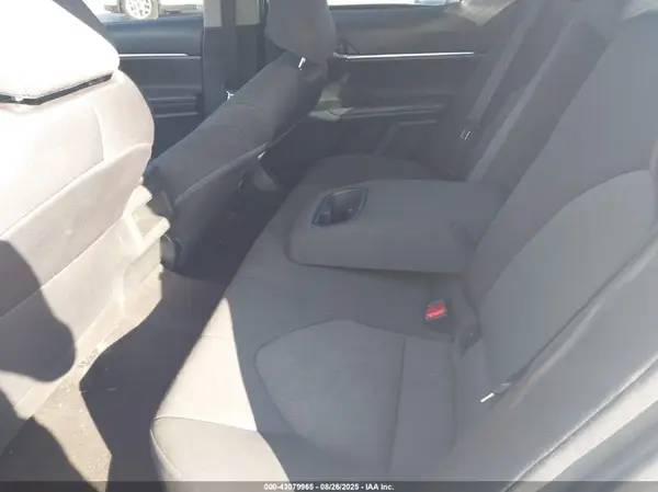 4T1B11HK1JU550041 2018 TOYOTA CAMRY - Image 8