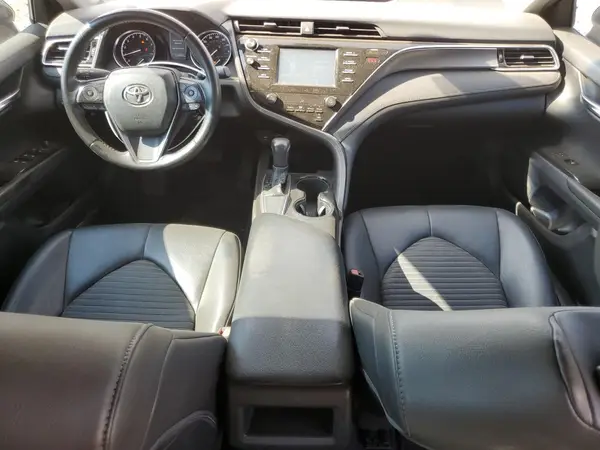 4T1B11HK1JU551139 2018 TOYOTA CAMRY - Image 8