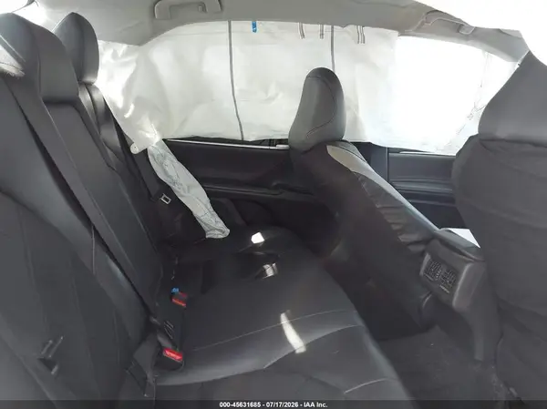 4T1B11HK1JU558558 2018 TOYOTA CAMRY - Image 8