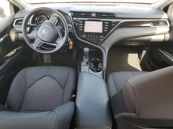 4T1B11HK1JU571052 2018 TOYOTA CAMRY - Image 8