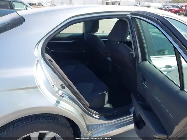 4T1B11HK1JU576297 2018 TOYOTA CAMRY - Image 8
