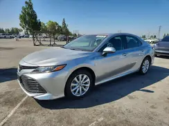 4T1B11HK1JU577983 2018 TOYOTA CAMRY