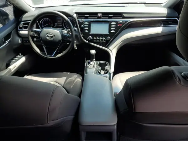 4T1B11HK1JU580088 2018 TOYOTA CAMRY - Image 8