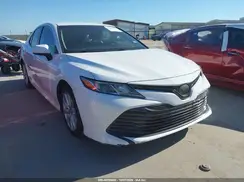 4T1B11HK1JU588000 2018 TOYOTA CAMRY