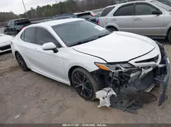 4T1B11HK1JU588210 2018 TOYOTA CAMRY